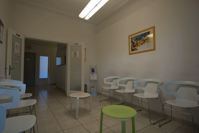 Salle d'attente du cabinet Chaudesaigues Natali